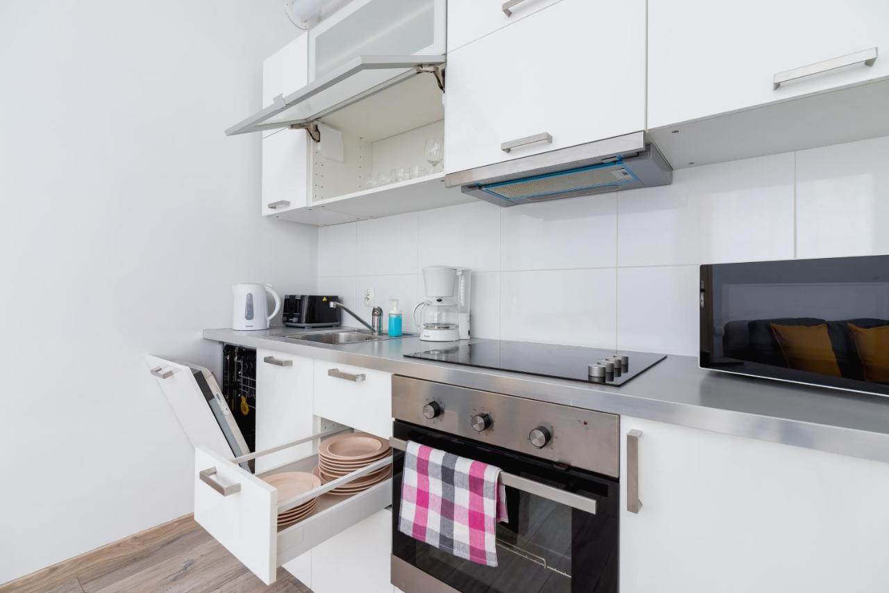 Apartment Bosacka Cracow By Noclegi Renters Kraków Exteriör bild
